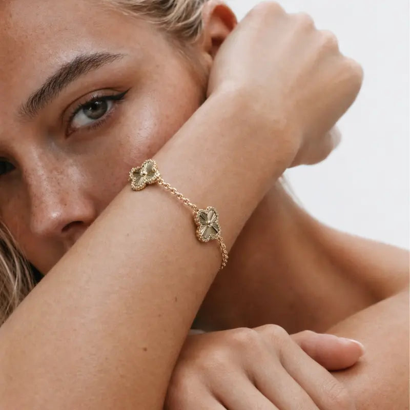 Cerebro 14K Gold Plated Clover Bracelet
